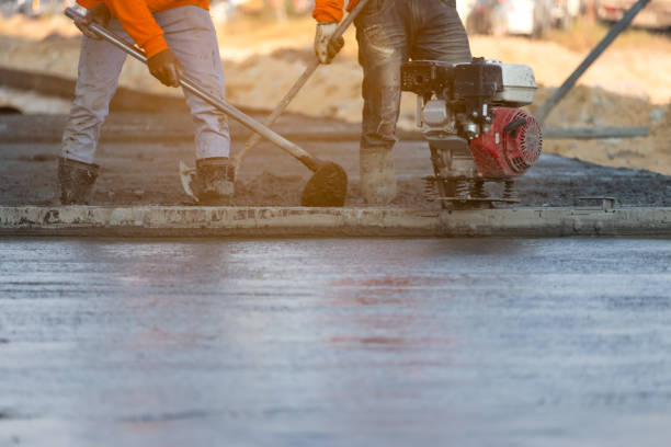 Best Custom Concrete Contractor  in Manassas Park, VA